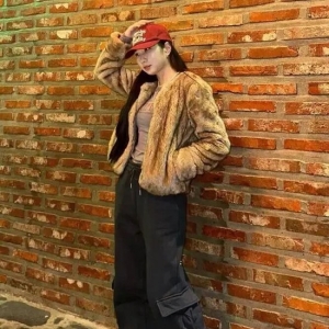 除了UGG，冬日的时髦精还能穿什么又保暖又特别