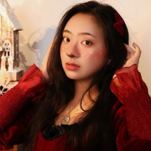 年末小鹿妆容教程 点进来看美女！